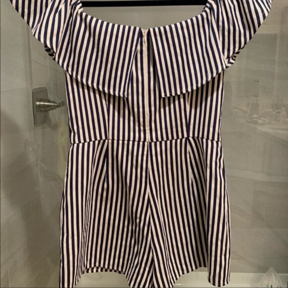 AQUA BLOOMINGDALES Striped Off the Shoulder Romper XS - Picture 5 of 5